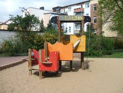 Spielplatz Karlsplatz - Sandwerk