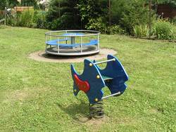 Spielplatz Kleinwülknitz - Karussell Wipper