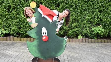 Christina Lahne und Nicole Bachmann mit dem "Tanni".