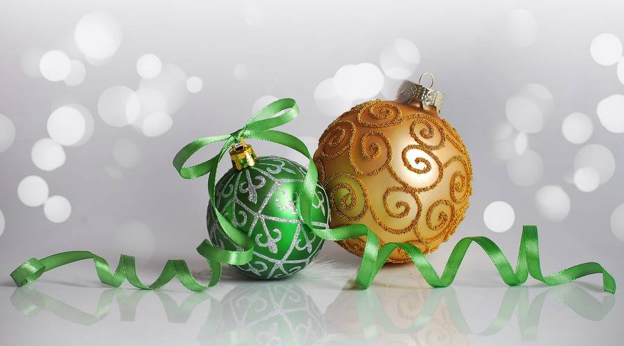 christmas-decorations-g9d4294787_1920.jpg