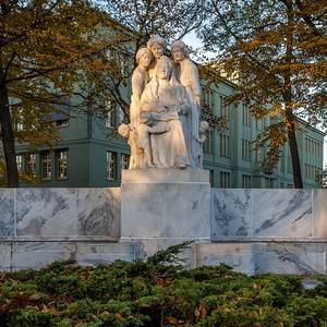 Angelika-Hartmann-Denkmal