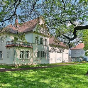 Im Köthener Schlosspark steht das Dürerbundhaus.