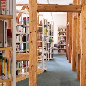 Stadtbibliothek - Obergeschoss ( © Anja Kahlmeyer)