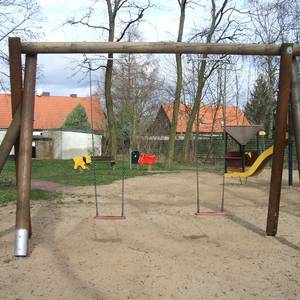 Spielplatz Arensdorf - Schaukel