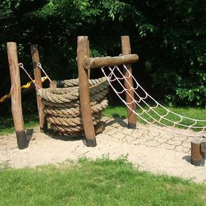 Spielplatz Mendelssohnstraße - Schlangenkorb