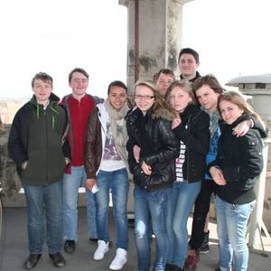 April: Französische Austauschschüler aus Wattrelos bei ihrem Besuch im Köthener Rathaus.