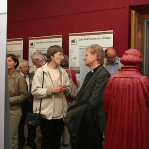 Juni: 'Anhalt 800 - Anhalt plastisch' - Ausstellung zum Jubiläumsjahr im Historischen Museum.