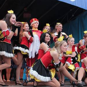 Die Karnevalisten zeigten in einem bunten Bühnenprogramm ihr Können.           Fotos: Kukakö