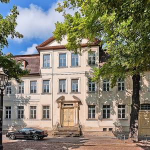 Das Neue Schloss in der Wallstraße.