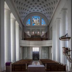 Kirchenschiff mit Orgel in der Kirche St. Maria ( © Matthias Behne)