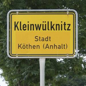 Ortseingangsschild Kleinwülknitz.