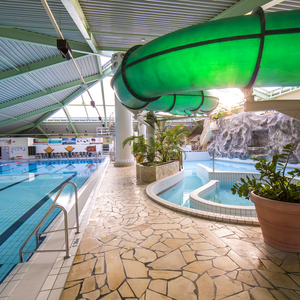 MIDEWA_Köthener Badewelt_innen.png