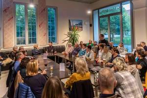 https://www.koethen-anhalt.de/var/cache/thumb_78359_1233_1_300_200_r4_jpeg_schlosssalon.jpeg