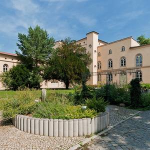 Innenhof der Lutzeklinik